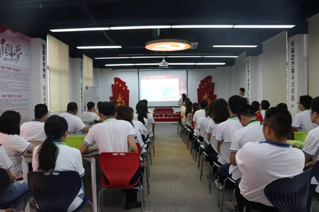 151913782.jpg 63-4.jpg